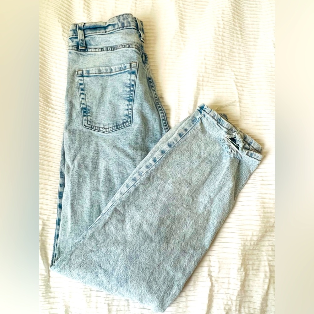 Ripped blue Jeans
